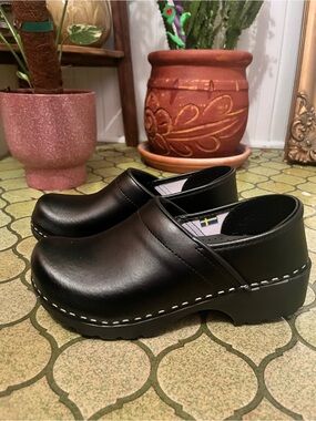 Klagn Black Slip-On Clog Swedish Comfort